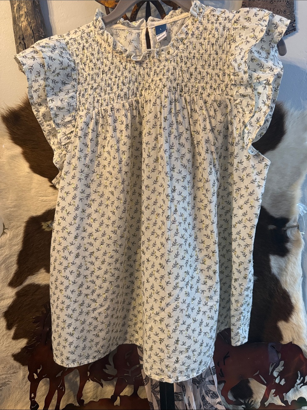 Old Navy Cream Floral Smocked Flutter Sleeve Top